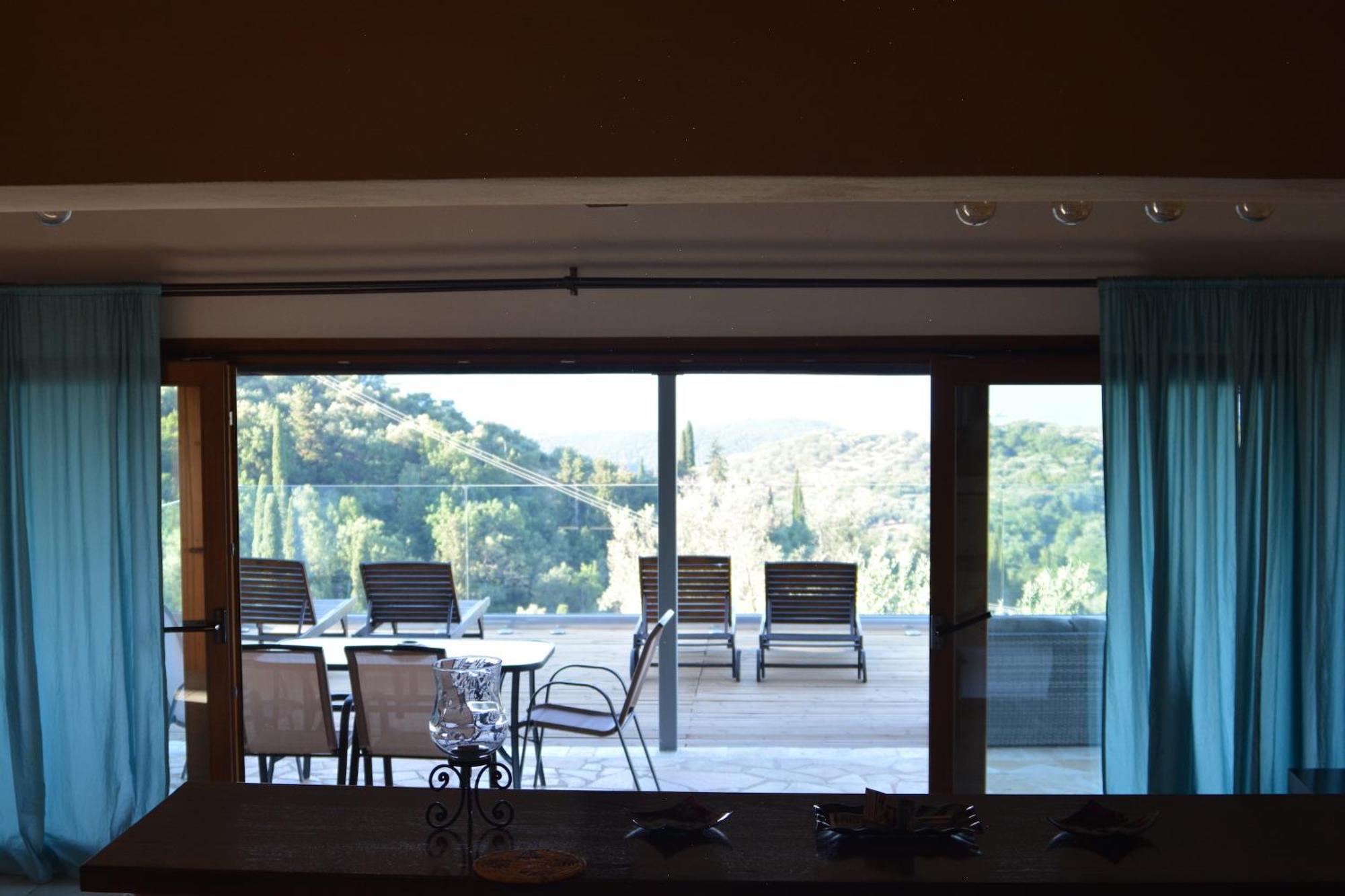 Seaview Skordo Villa *